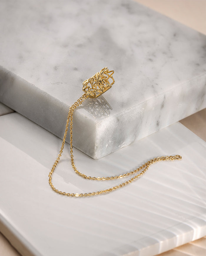 Ear Chain Coralia