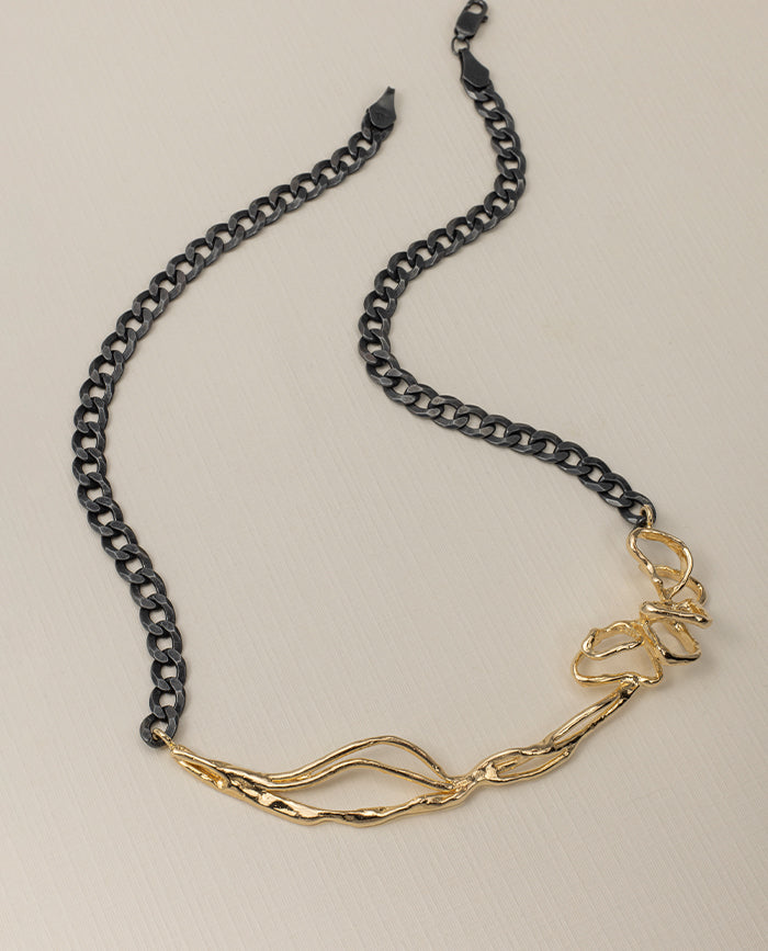 Collar Akari