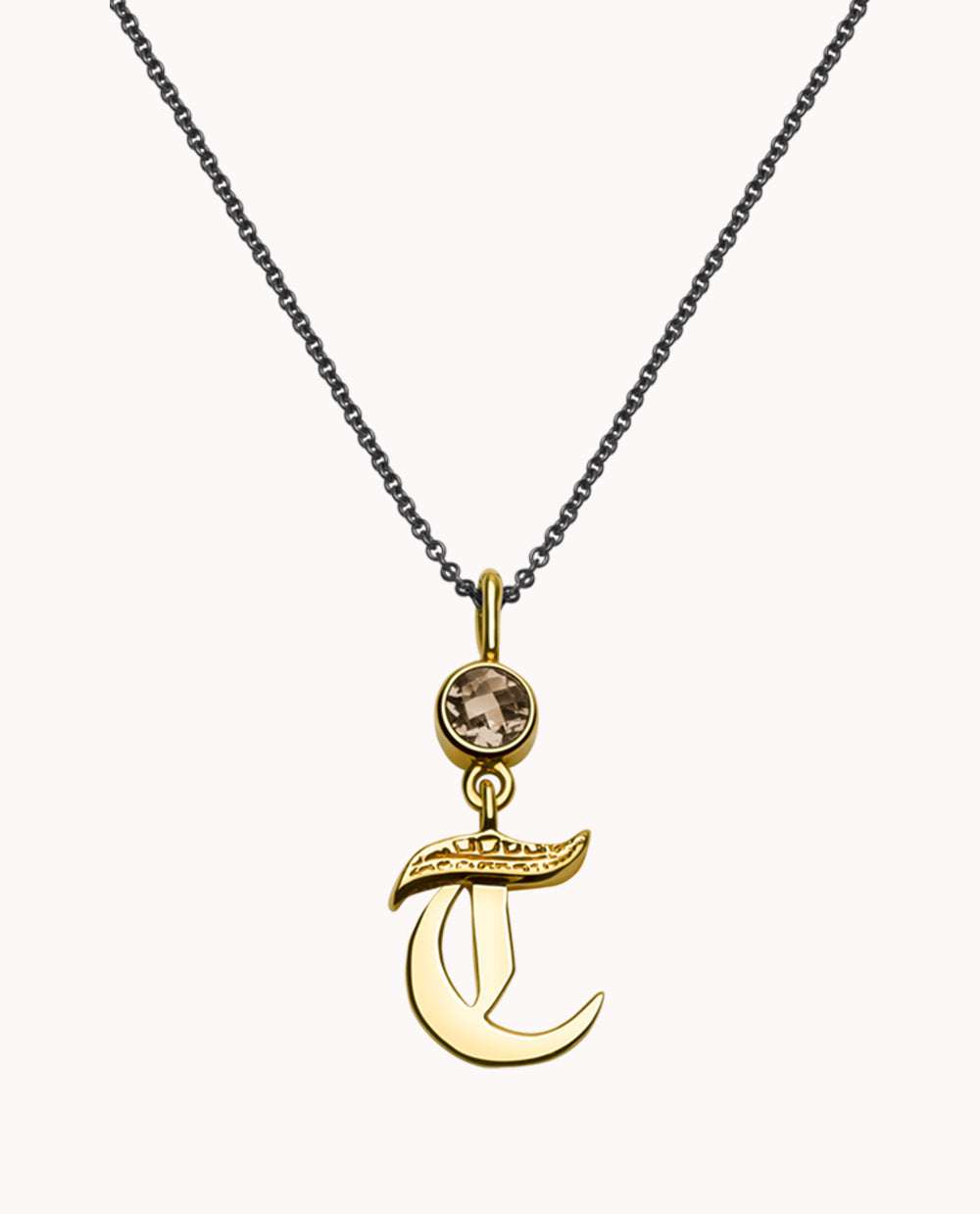 Collar Letra Chica T