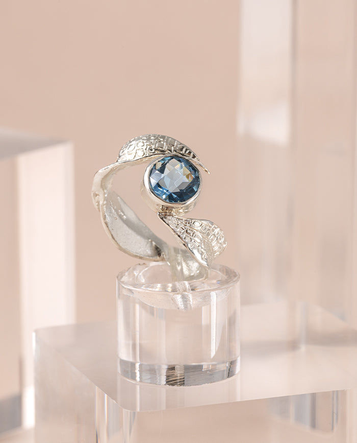 Anillo Nolina con Aguamarina en Plata