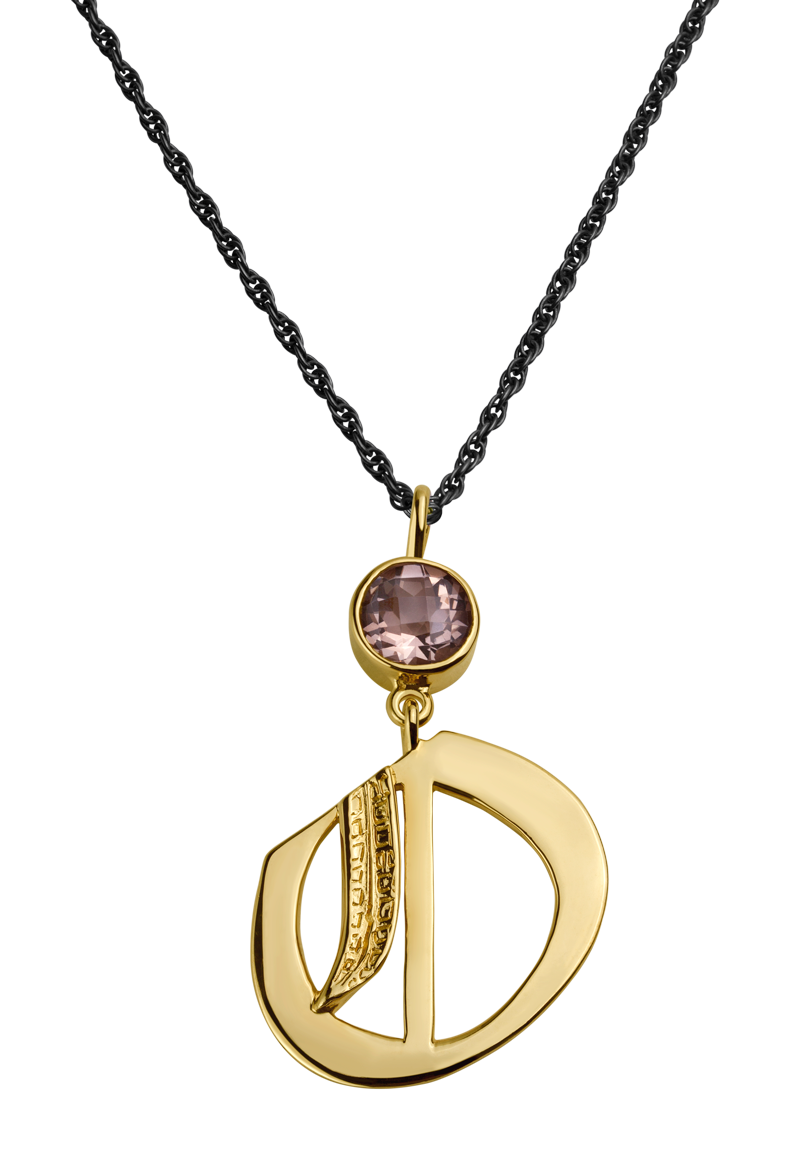 Collar Letra Grande O