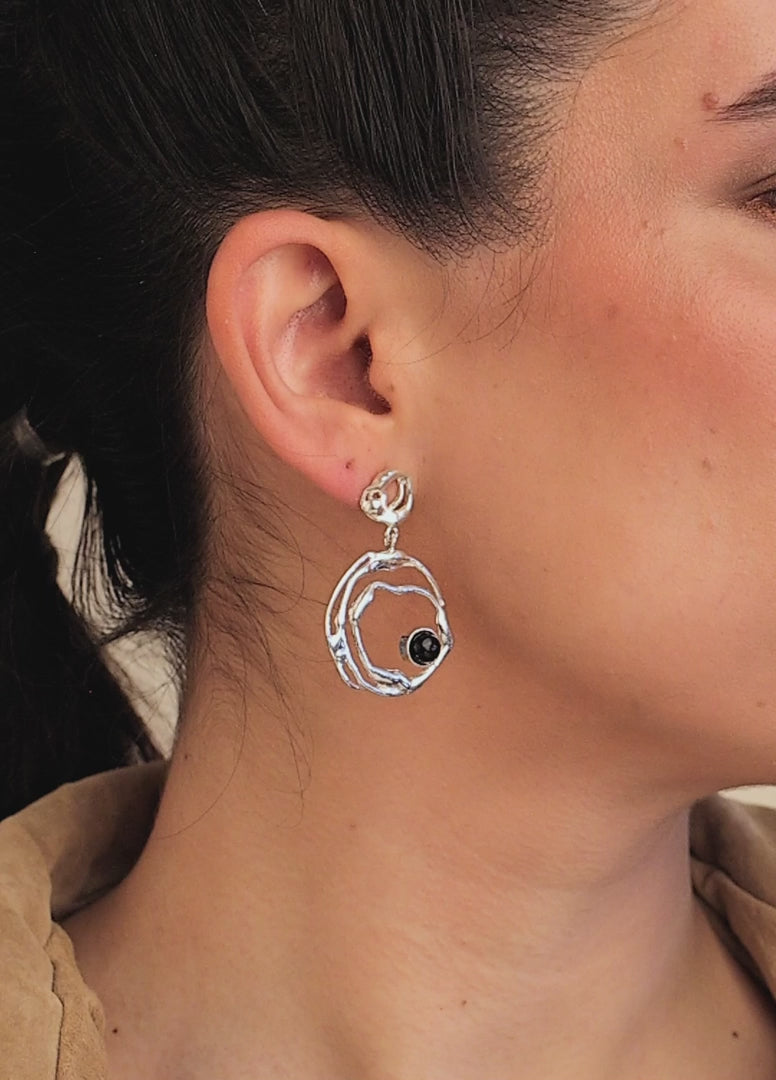 Video stella-earrings-silver