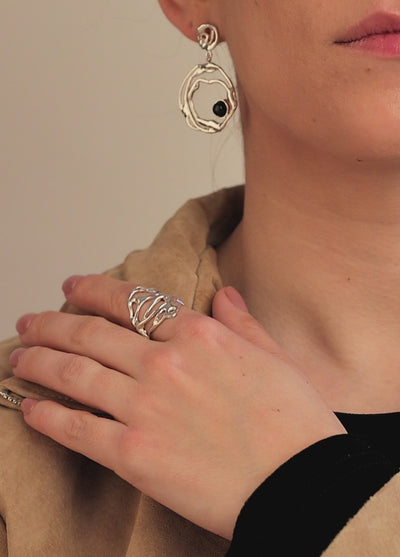 Video eclipse-silver-ring