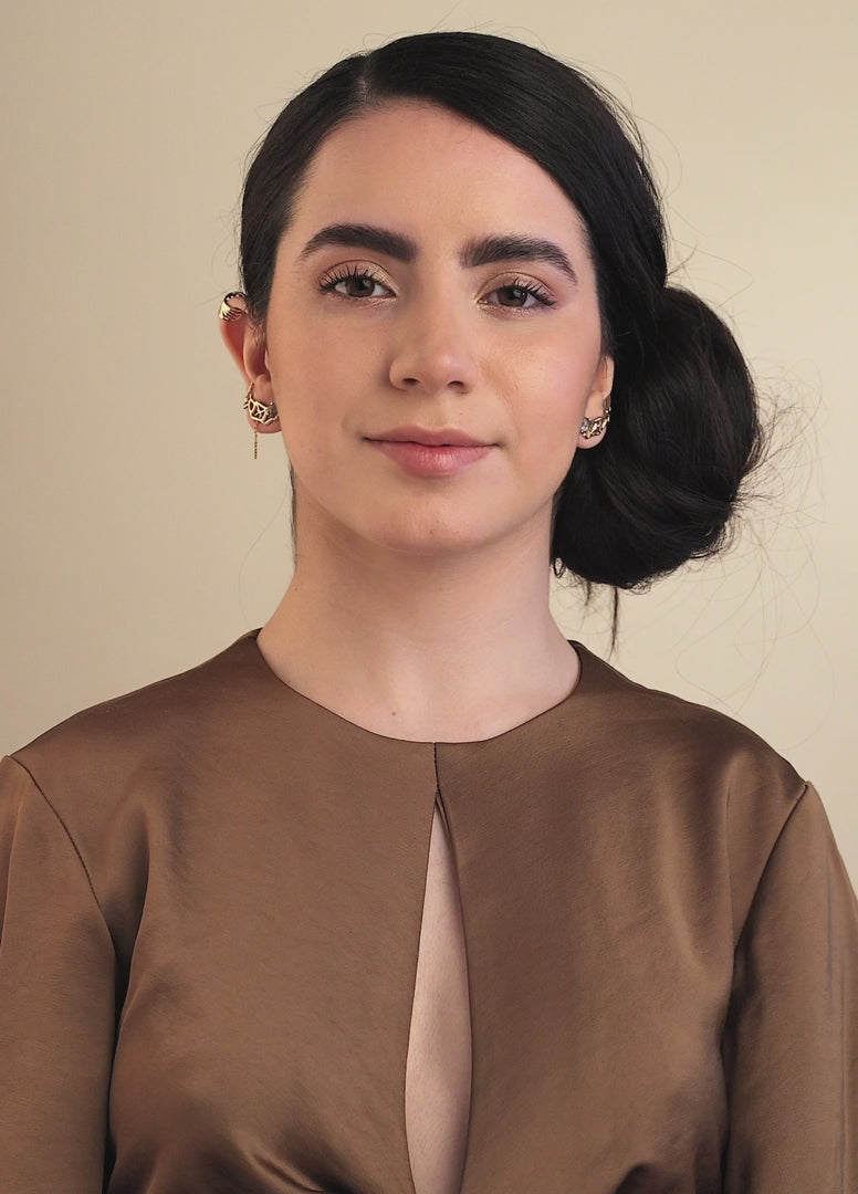 Video ear-chain-manglar