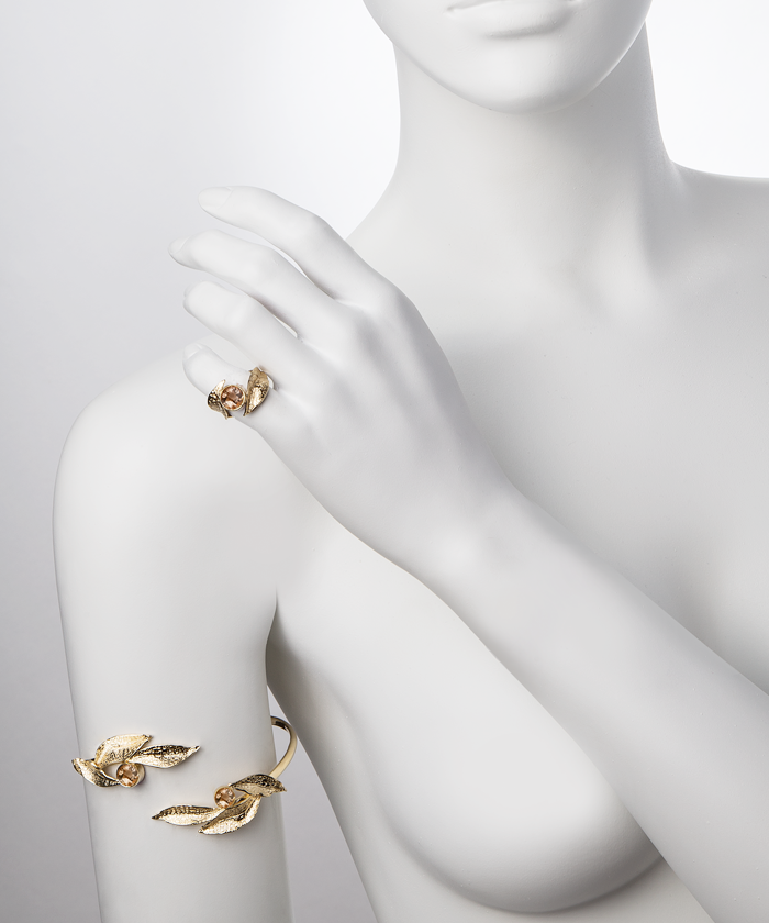 Arm Bracelet Brassia